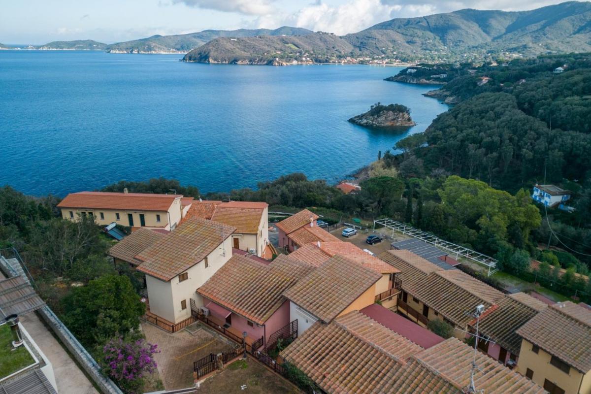 La Paolina Vista Mare E Natura Marciana Marina  Exterior foto